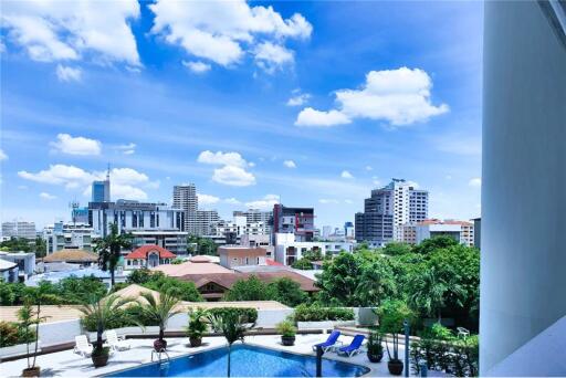 Pet-Friendly Haven in Sukhumvit 30 | Spacious 4 Bedrooms with Big Balcony and Private Garden - 920071001-11515