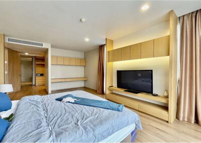 Modern 3 bedrooms Apartment for rent in Asoke - 920071001-11464