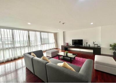 Charming Low-Rise Building in Sathorn - Available for Rent Now! - 920071001-10990