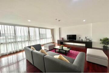 Charming Low-Rise Building in Sathorn - Available for Rent Now!