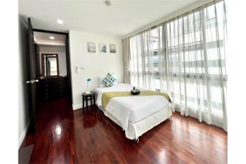 Charming Low-Rise Building in Sathorn - Available for Rent Now!