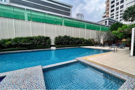 Charming Low-Rise Building in Sathorn - Available for Rent Now!