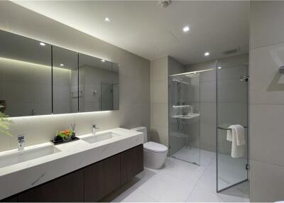 Modern Pet Friendly Apartment in Sukhumvit