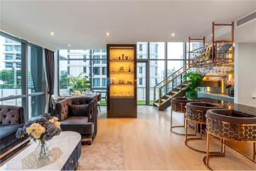 Luxury 2 bedrooms for rent near BTS Asoke