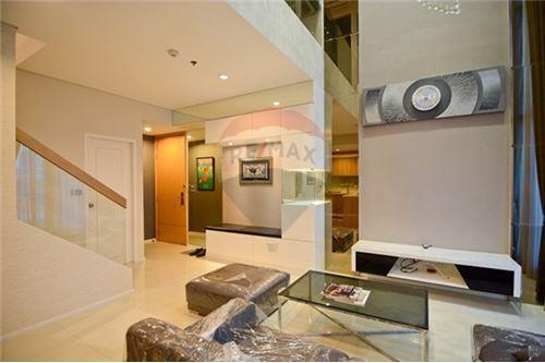 For Sale Duplex Villa Asoke 1 Bedroom Modern Unit