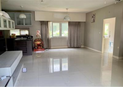 224 Sqm., 3 Beds House listed for ฿ 8,200,000.
