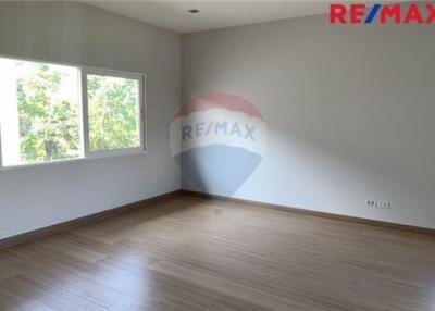 224 Sqm., 3 Beds Townhouse listed for ฿ 8,500,000.