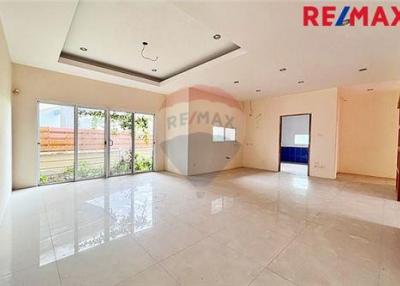 624 Sqm., 6 Beds, 5 Baths Townhouse listed for ฿ 7,500,000.