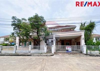 624 Sqm., 6 Beds, 5 Baths Townhouse listed for ฿ 7,500,000.