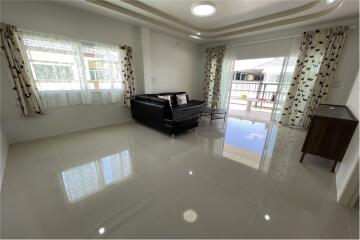 Beautiful 3-Bedroom spacious house in Nongplalai