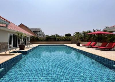 Pool Villa Bali Style with 4 bedroom for sale