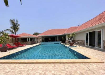 Pool Villa Bali Style with 4 bedroom for sale