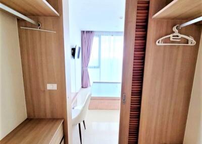 Great 1 Bedroom Condo in quality project at Wongamat