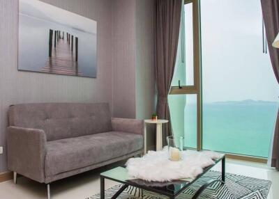 Stunning 2 Bedroom Condo with ocean view