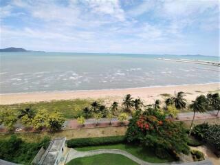Beachfront Penthouse with 4 Bedrooms