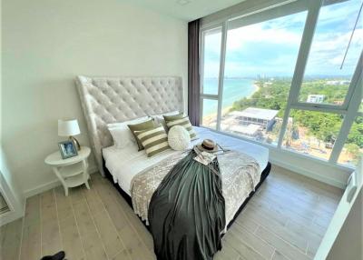 Spectacular 1 bedroom Condo in a beachfront project