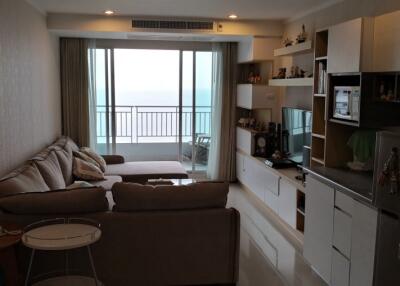 2 bedroom condo on the beach with fantastic sea views