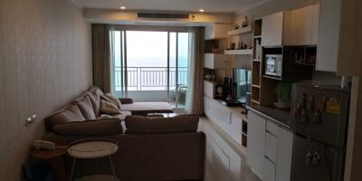 2 bedroom condo on the beach with fantastic sea views