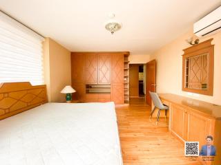 Condo 2 bedrooms for rent or sale, newly renovated, corner unit, with a view of the GMM building.