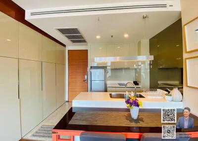 Luxury Condo for Rent and Sale in the Heart of Sukhumvit with Easy Access to Shopping Areas