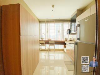 For rent and sale: Luxurious condominium in the heart of Sukhumvit 50 with easy access to the expressway and BTS On Nut.