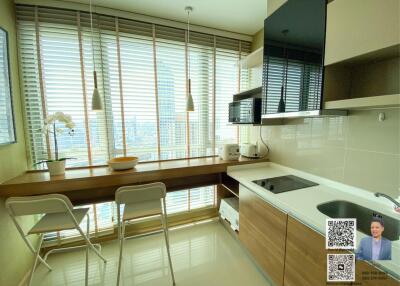 For rent and sale: Luxurious condominium in the heart of Sukhumvit 50 with easy access to the expressway and BTS On Nut.
