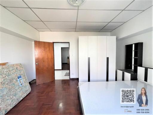 For Sale: 2-Bedroom Condo Near BTS Nana, Only 400 Meters Away