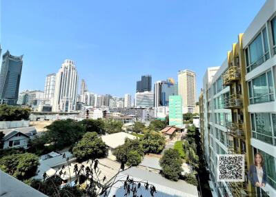 For Sale: 2-Bedroom Condo Near BTS Nana, Only 400 Meters Away