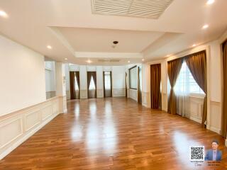 Corner Unit Townhouse for sale at Plus City Park Sukhumvit 101/1