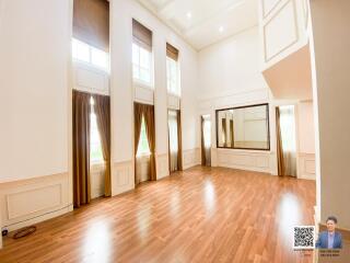 Corner Unit Townhouse for sale at Plus City Park Sukhumvit 101/1