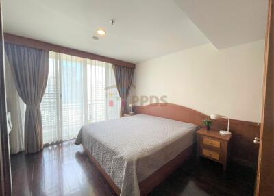 2 Bedrooms for rent walking distance to BTS Skytrain