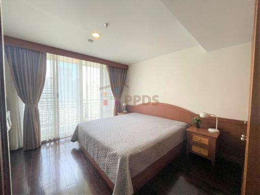 2 Bedrooms for rent walking distance to BTS Skytrain