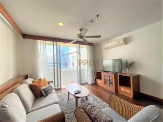 2 Bedrooms for rent walking distance to BTS Skytrain