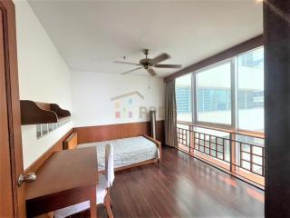 2 Bedrooms for rent walking distance to BTS Skytrain