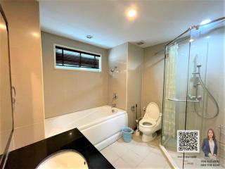 Selling a 3-bedroom condo near NIST International School, Sukhumvit Soi 15