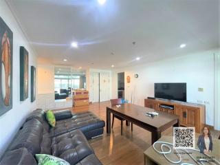 Selling a 3-bedroom condo near NIST International School, Sukhumvit Soi 15