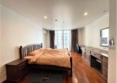 For sale: 2-bedroom condo at Asok Place, near BTS and MRT stations