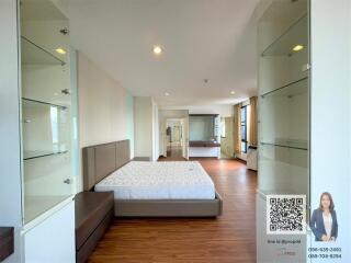 2 bedrooms for sale near Srinakharinwirot University (Prasanmit University), just 5 minutes walk.