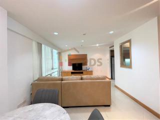 2 Bedrooms for rent at Sukhumvit 21, close to BTS