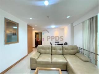 2 Bedrooms for rent at Sukhumvit 21, close to BTS