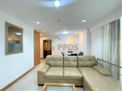 2 Bedrooms for rent at Sukhumvit 21, close to BTS