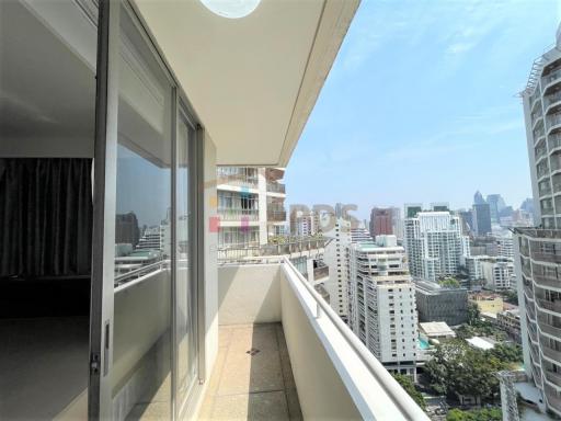 2 Bedrooms for rent at Asoke Place walking distance to BTS Asoke