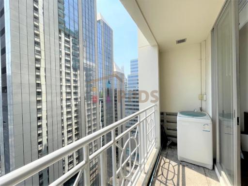 2 Bedrooms for rent at Asoke Place walking distance to BTS Asoke