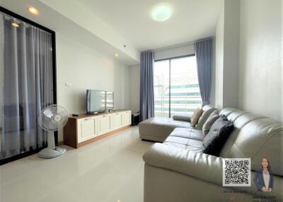 Sale or rent 1 bedroom, high floor, ready to move in Near Srinakharinwirot University.