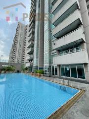 Urgent sale, Lake View Gevena 2, Muang Thong Thani, high floor and lake view.