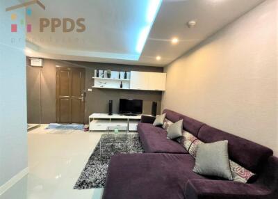 Ready to move in condo for sale. On Sukhumvit Road Only 4 minutes’ walk by BTS Phra Khanong Station