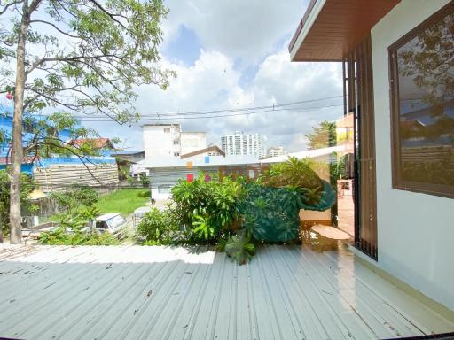 300 Sqm., 4 Beds, 3 Baths House listed for ฿ 28,000,000.