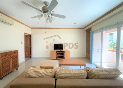 Low rise 2 bedrooms for rent near Prompong