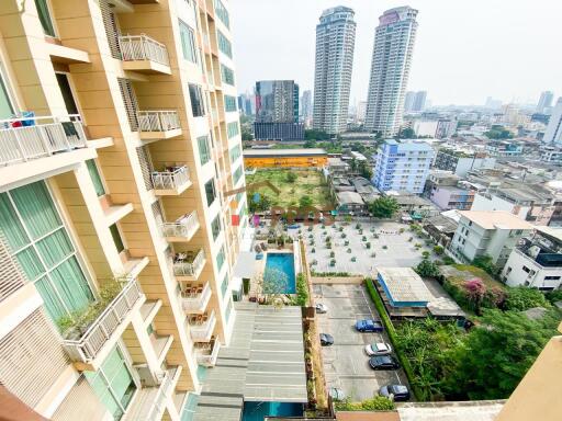 For Sale Duplex 2 bedrooms unit at The Empire Place Sathorn Condo – Rare unit great location