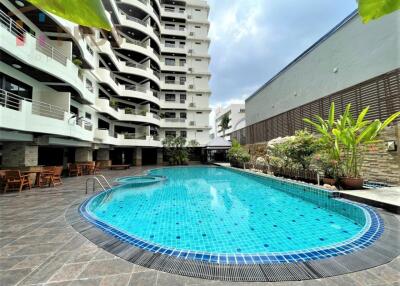 Penthouse for rent close to BTS and MRT(Asoke Station)